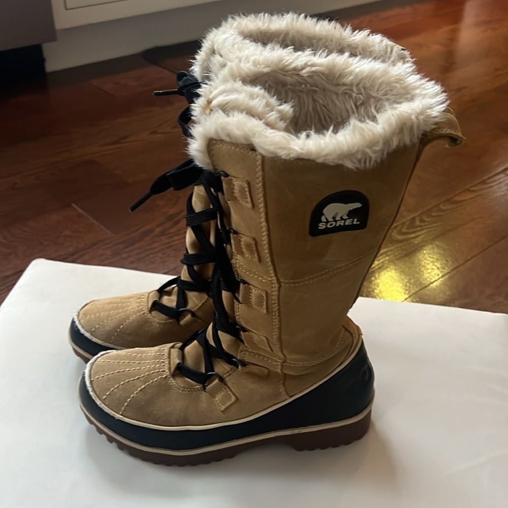 Sorel Tan Tivoli Il High Waterproof Lace Up Winter Boots Women's size 7 - Picture 2 of 8